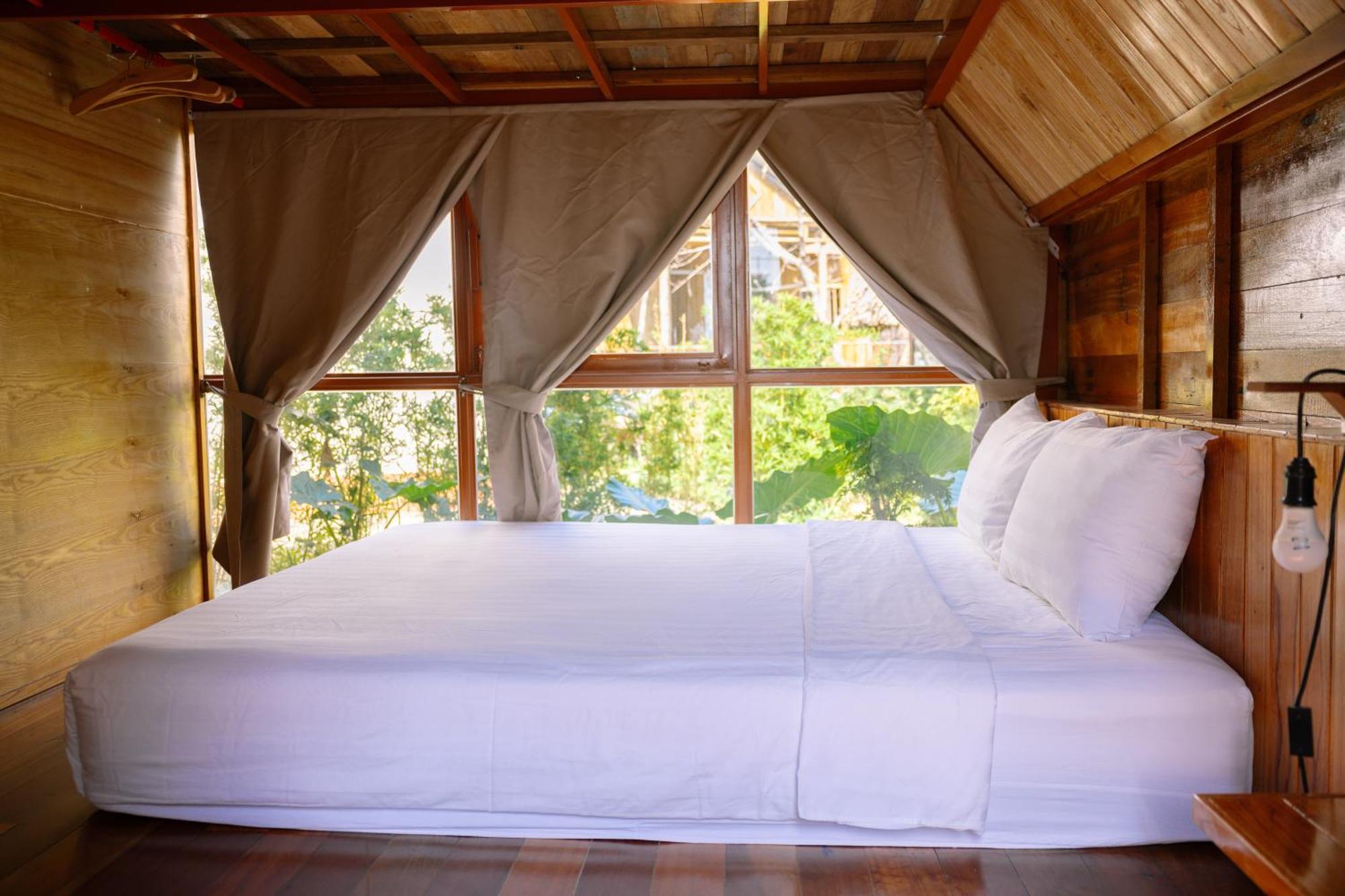 Joystay Lodge *
