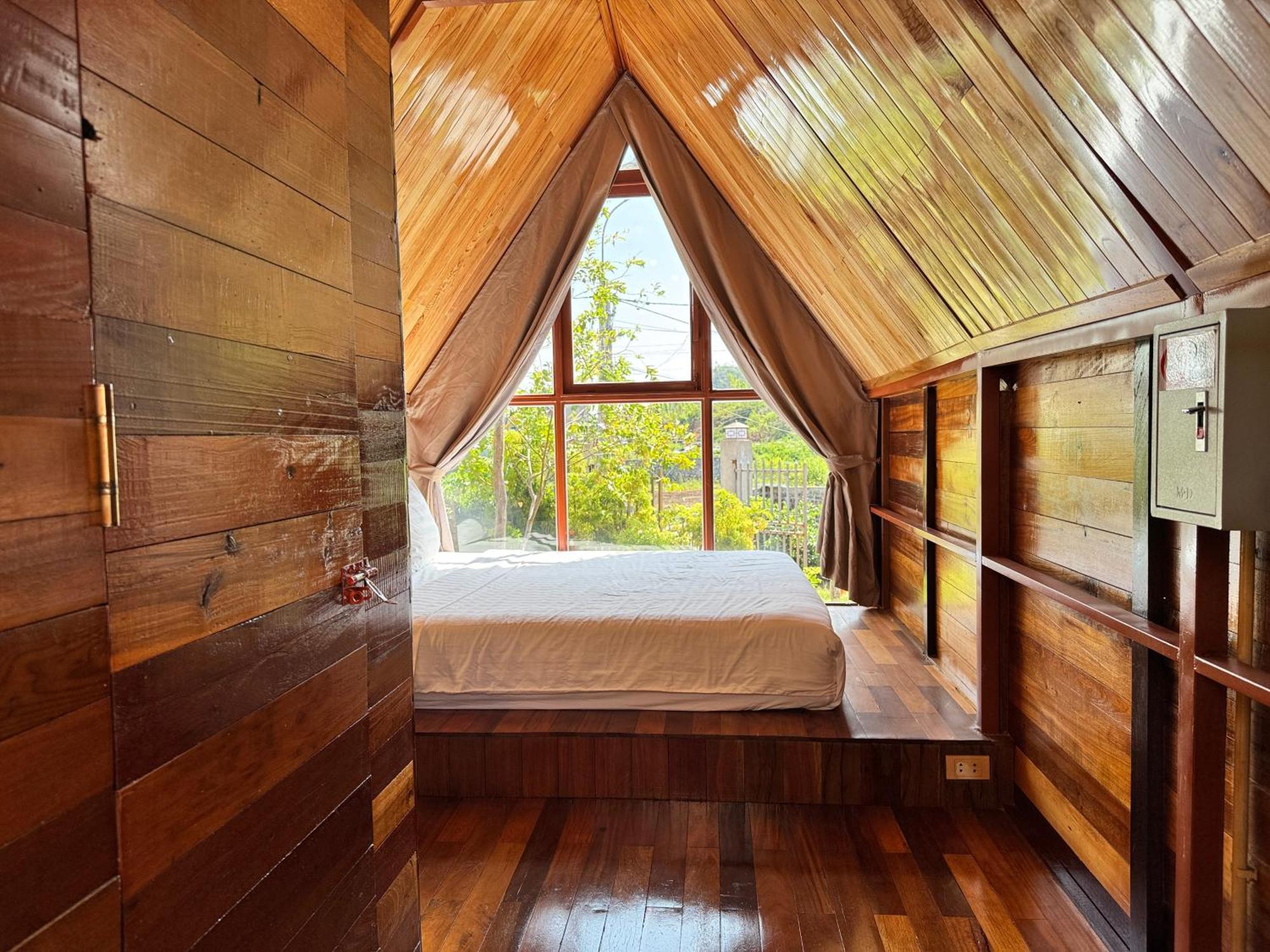 Joystay Lodge *